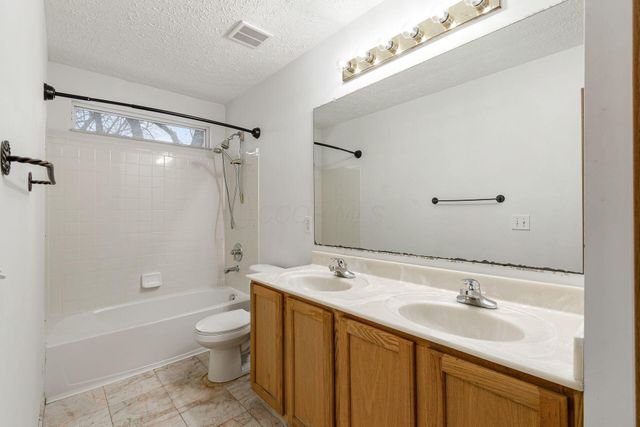 7734 Henry David Court, Dublin, OH 43016