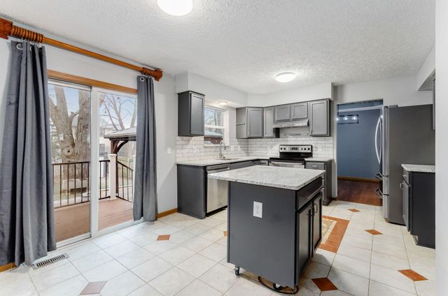 7734 Henry David Court, Dublin, OH 43016