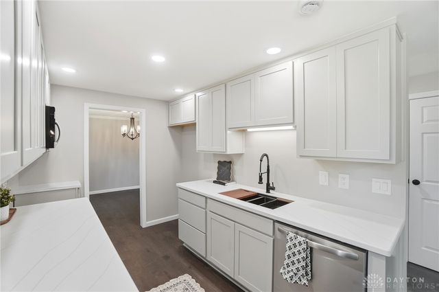 4058 Meadowsweet Drive, Dayton, OH 45424