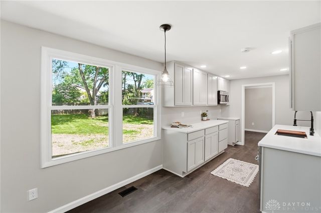 4058 Meadowsweet Drive, Dayton, OH 45424
