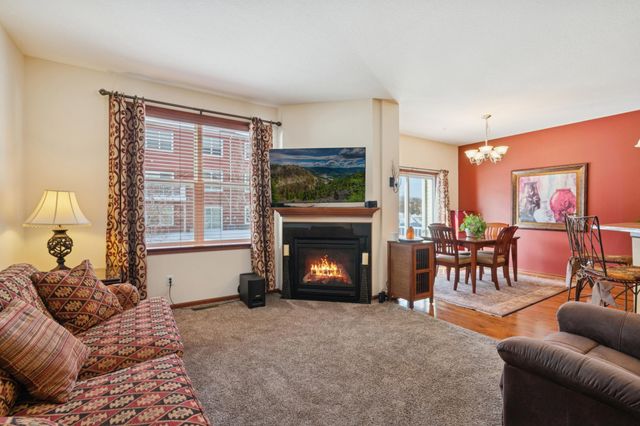 9514 Roosevelt Drive, Chanhassen, MN 55317