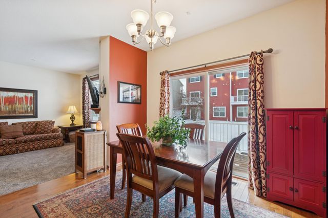 9514 Roosevelt Drive, Chanhassen, MN 55317