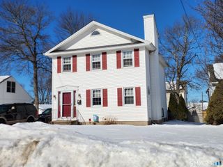 31 Claremont Street, Bristol, CT 06010