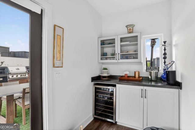 1214 Chelsea Circle, Atlanta, GA 30318