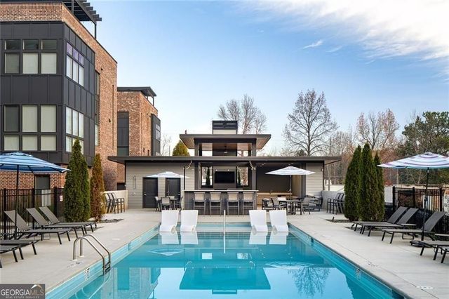 1214 Chelsea Circle, Atlanta, GA 30318