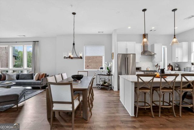 1214 Chelsea Circle, Atlanta, GA 30318