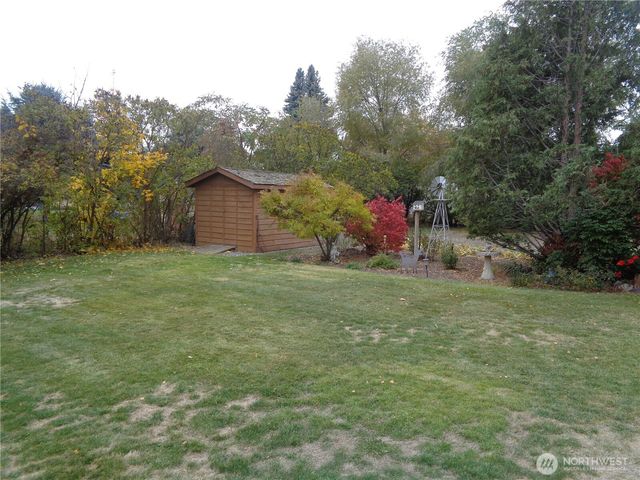 319 Oak Street, Omak, WA 98841