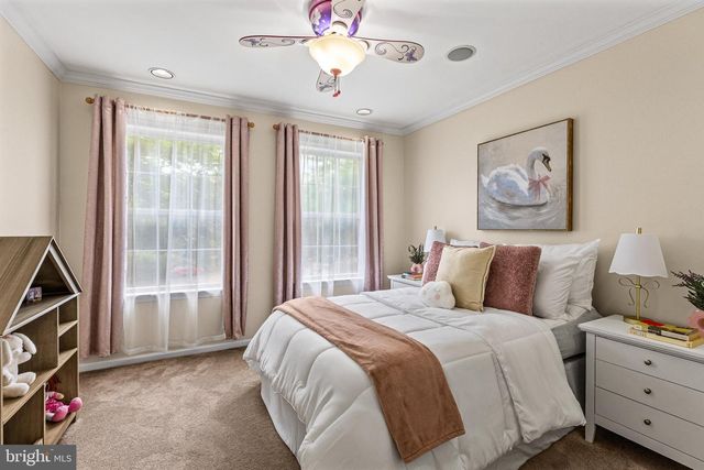 20 CAMBRIDGE CT, Princeton, NJ 08540