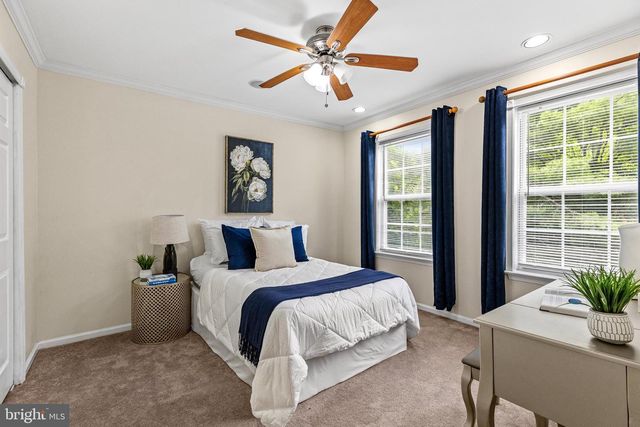 20 CAMBRIDGE CT, Princeton, NJ 08540