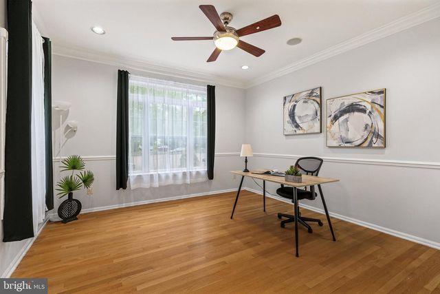 20 CAMBRIDGE CT, Princeton, NJ 08540