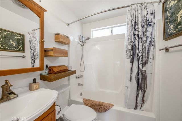 39563 Raccoon Drive, Fawnskin, CA 92333