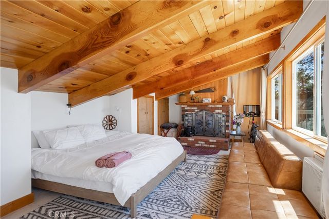 39563 Raccoon Drive, Fawnskin, CA 92333