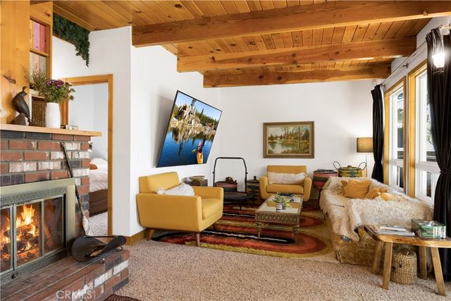 39563 Raccoon Drive, Fawnskin, CA 92333