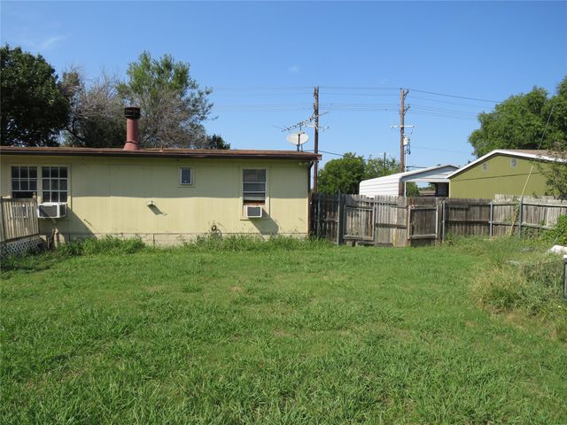 109 King Road, Hackberry, TX 75036