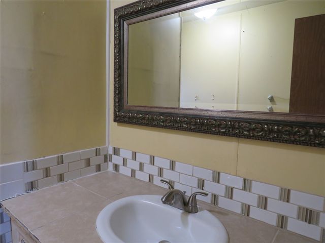 109 King Road, Hackberry, TX 75036