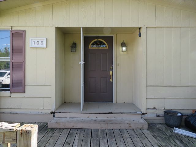 109 King Road, Hackberry, TX 75036