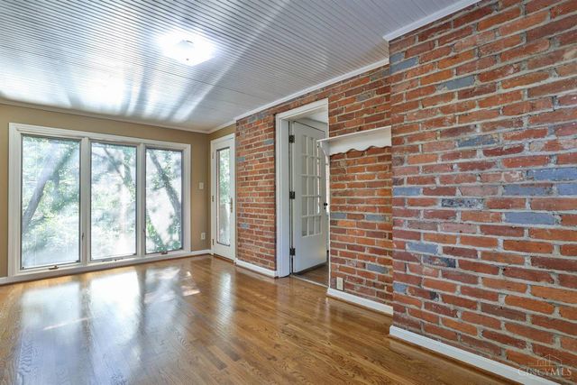 55 Forest Avenue, Wyoming, OH 45215