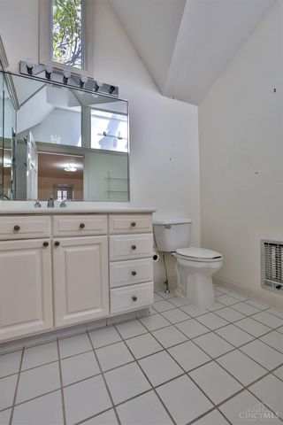 55 Forest Avenue, Wyoming, OH 45215