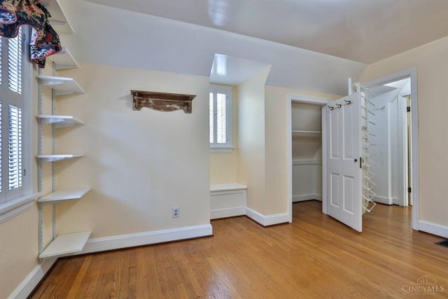 55 Forest Avenue, Wyoming, OH 45215