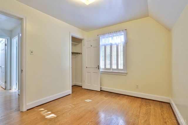 55 Forest Avenue, Wyoming, OH 45215