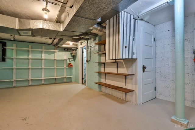 55 Forest Avenue, Wyoming, OH 45215