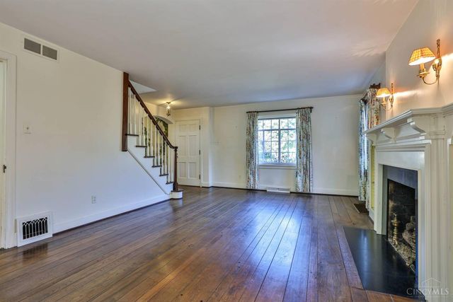 55 Forest Avenue, Wyoming, OH 45215