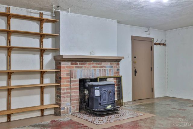 55 Forest Avenue, Wyoming, OH 45215