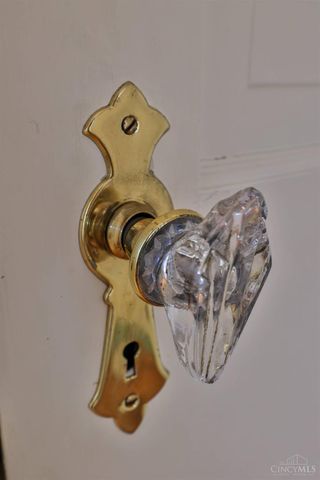 55 Forest Avenue, Wyoming, OH 45215