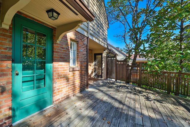 55 Forest Avenue, Wyoming, OH 45215