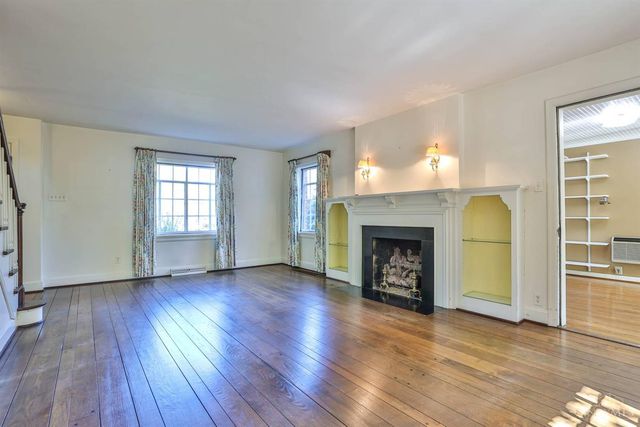 55 Forest Avenue, Wyoming, OH 45215