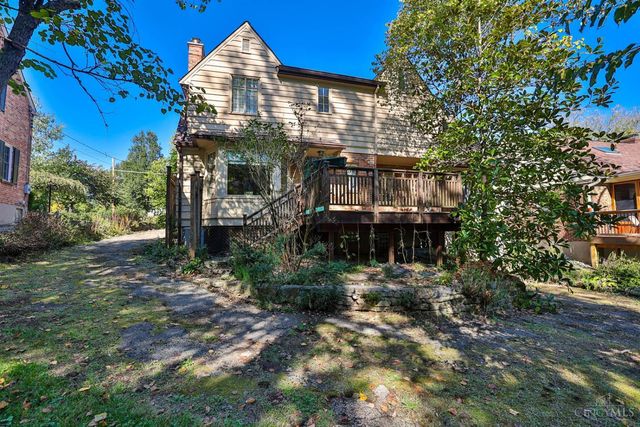 55 Forest Avenue, Wyoming, OH 45215