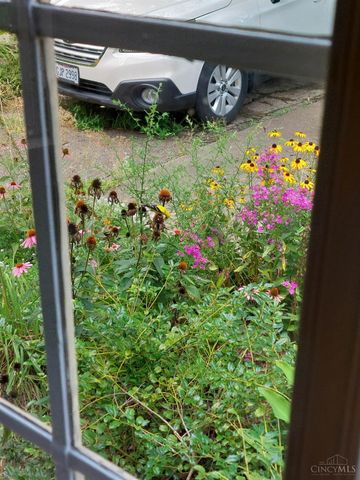 55 Forest Avenue, Wyoming, OH 45215