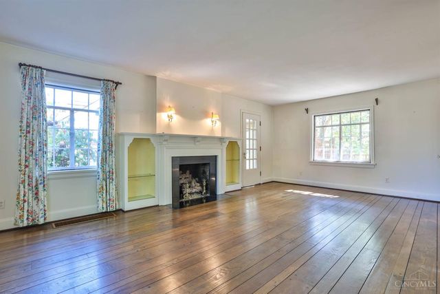 55 Forest Avenue, Wyoming, OH 45215