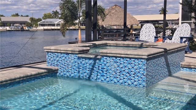 5747 SW 9th CT, Cape Coral, FL 33914