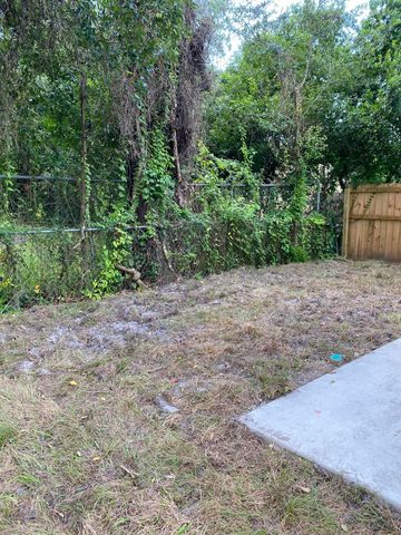 2312 WOODDALE Street, Jacksonville, FL 32207