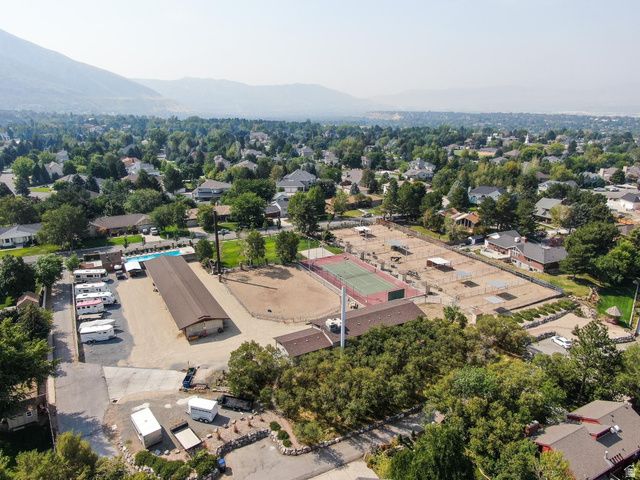 10703 S DIMPLE DELL DR, Sandy, UT 84092