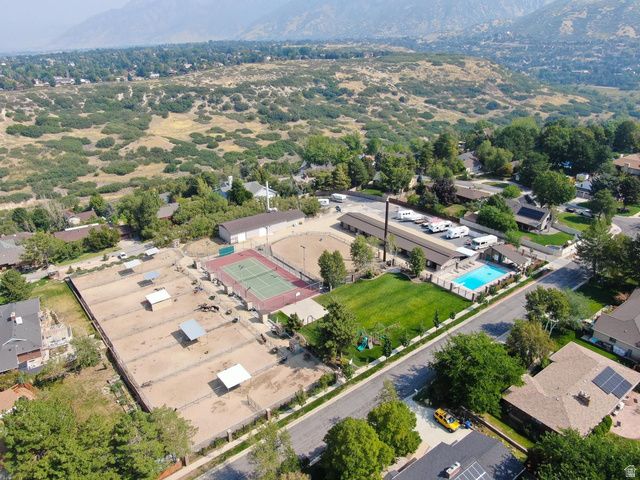 10703 S DIMPLE DELL DR, Sandy, UT 84092