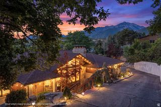 10703 S DIMPLE DELL DR, Sandy, UT 84092