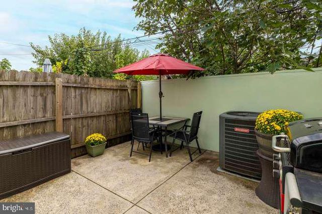 714 PIERCE ST, Philadelphia, PA 19148