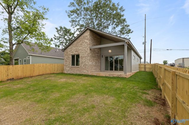 2906 10th Avenue SW, Huntsville, AL 35805