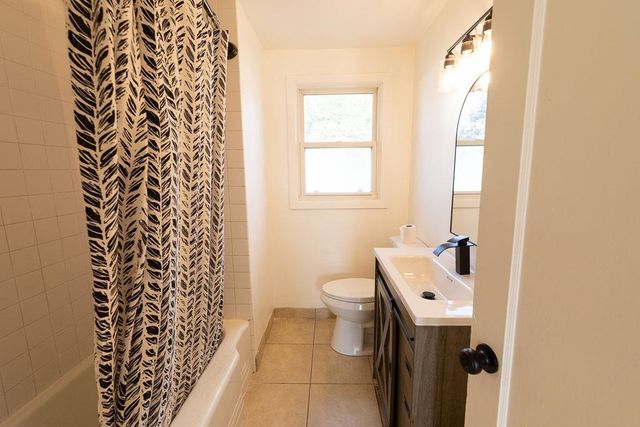 5715 N A St, Spokane, WA 99205