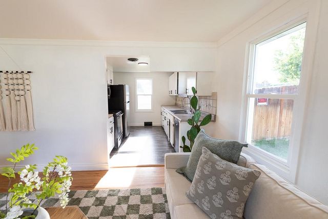 5715 N A St, Spokane, WA 99205