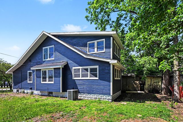 7 S 12th Street, Niles, MI 49120