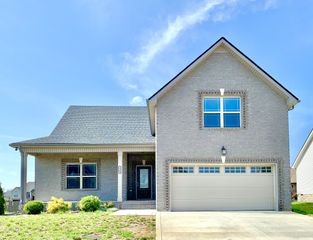 1308 Apple Blossom Rd, Clarksville, TN 37042