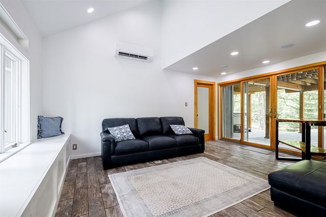 38 Canoe Run Road, Campton, NH 03223