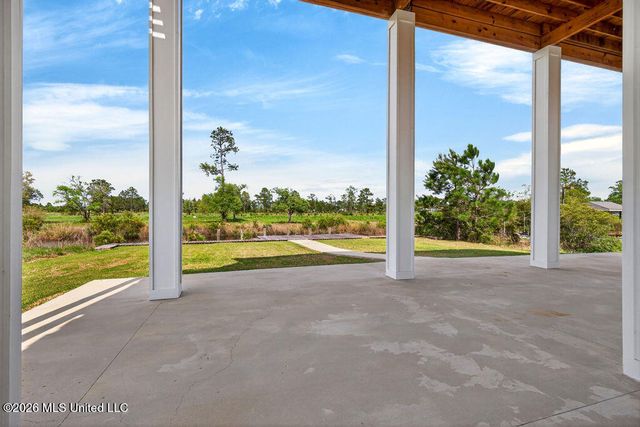 5089 Atlantis Drive, Bay Saint Louis, MS 39520