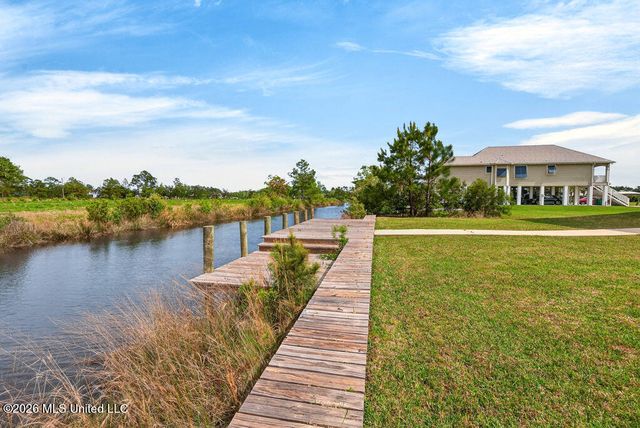 5089 Atlantis Drive, Bay Saint Louis, MS 39520