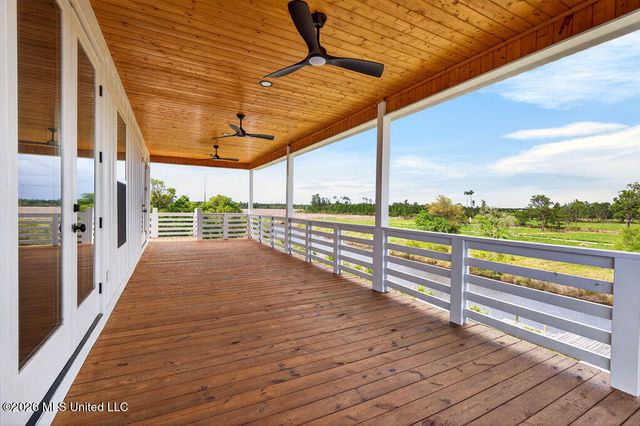 5089 Atlantis Drive, Bay Saint Louis, MS 39520