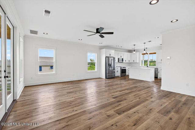 5089 Atlantis Drive, Bay Saint Louis, MS 39520