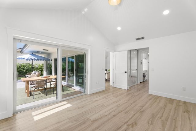 109 Harbourside Circle, Jupiter, FL 33477